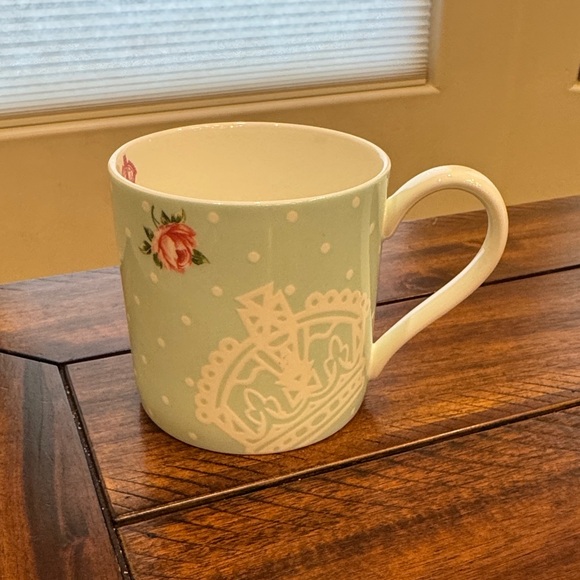 Royal Albert Mint and Pink Floral Mug - Picture 1 of 2